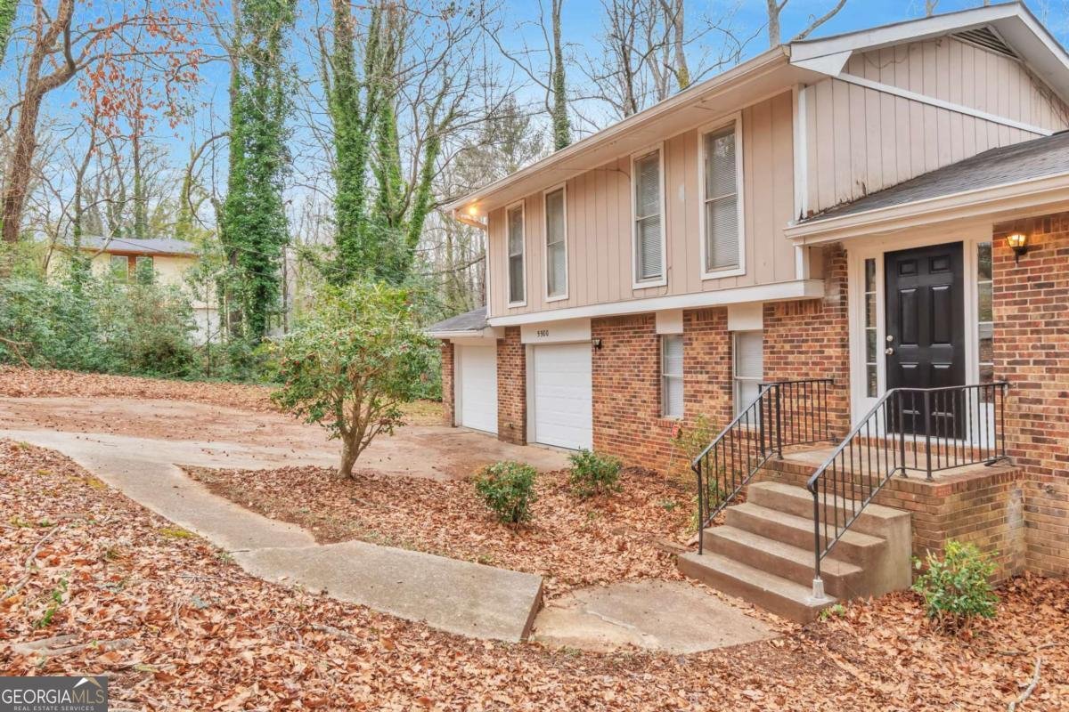 5900 Simone Drive Stone Mountain - Photo 7