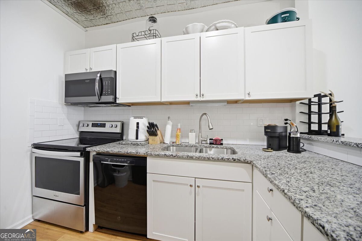 2215 Spring Walk Court Atlanta - Photo 12