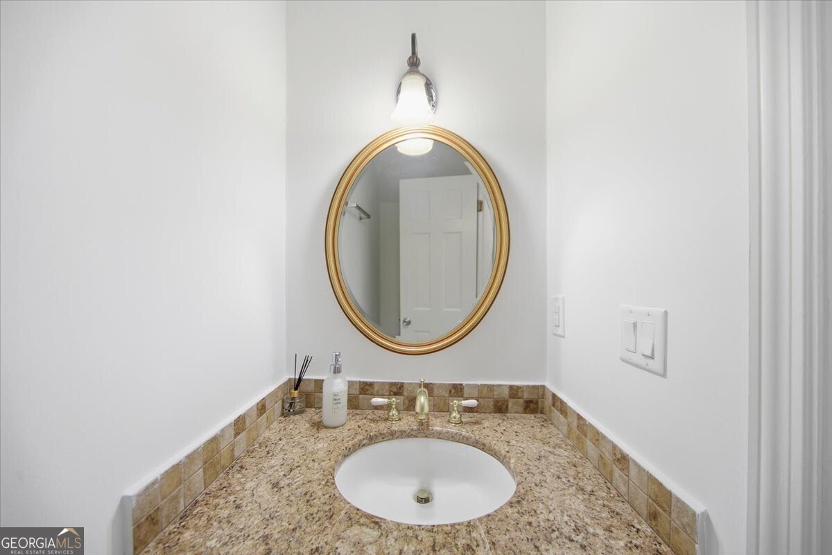 2215 Spring Walk Court Atlanta - Photo 15