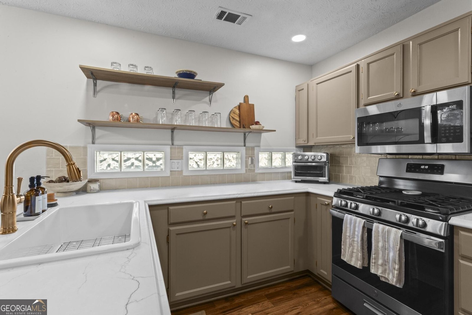 261 Dennis Drive Alpharetta - Photo 11