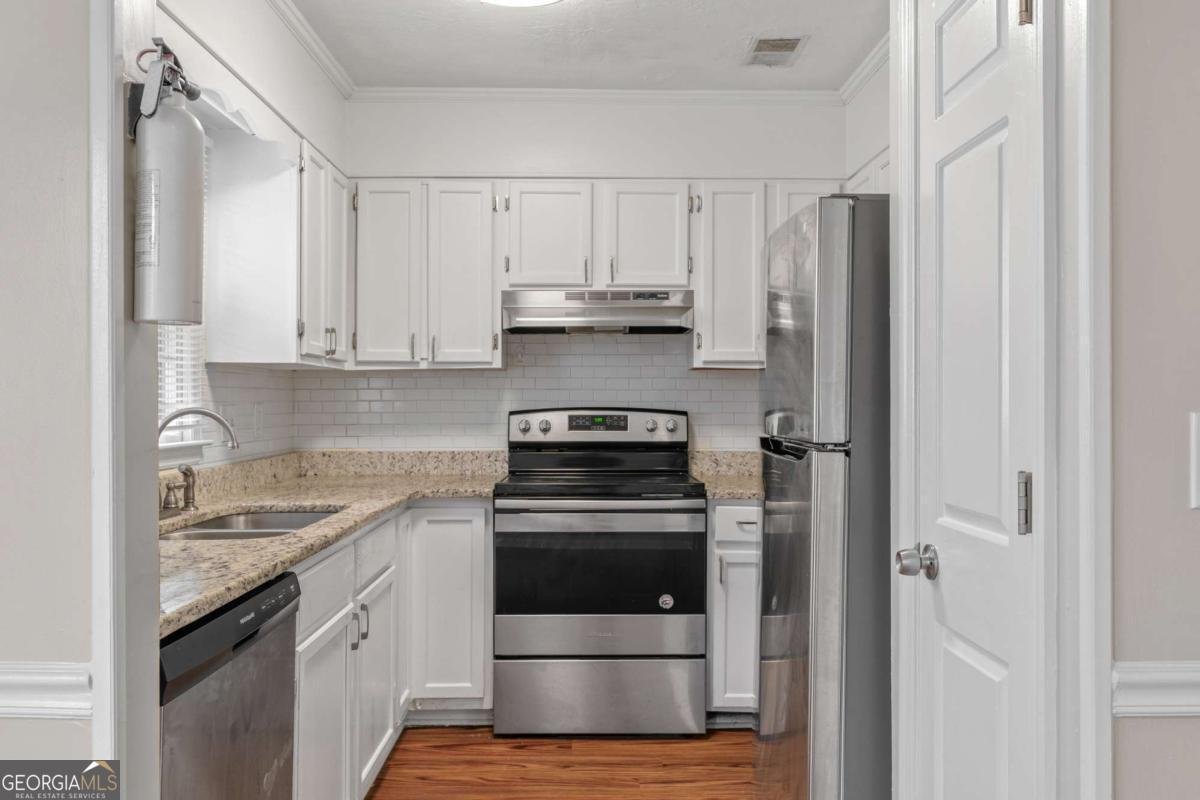 228 Chads Ford Way Roswell - Photo 11