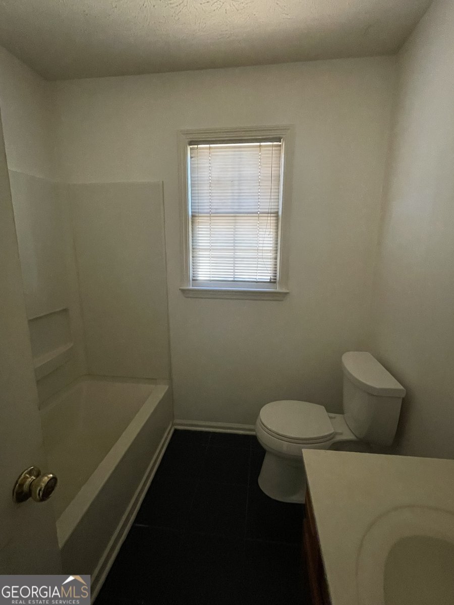 4795 Wyndam Drive Stone Mountain - Photo 12