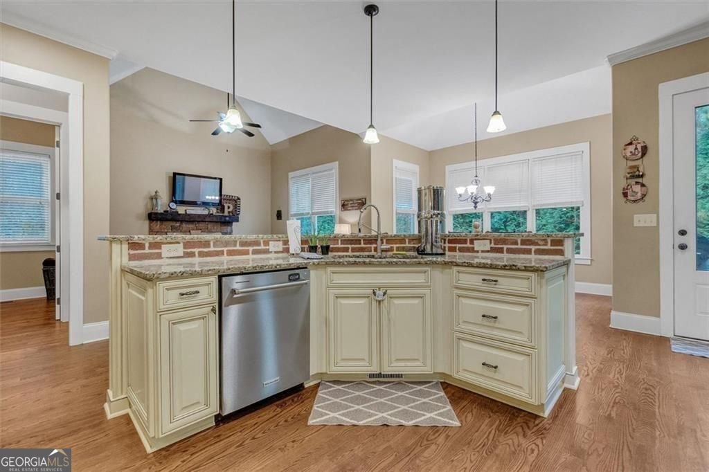 104 Lenore Court Woodstock - Photo 23