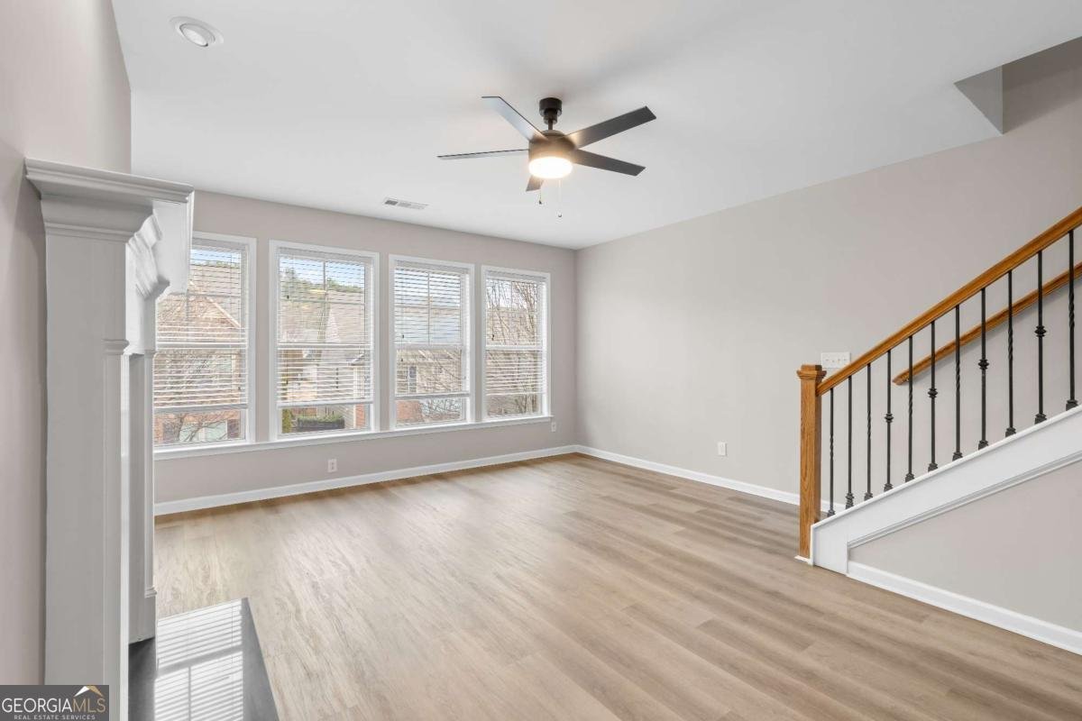 792 Village Field Court Suwanee - Photo 10