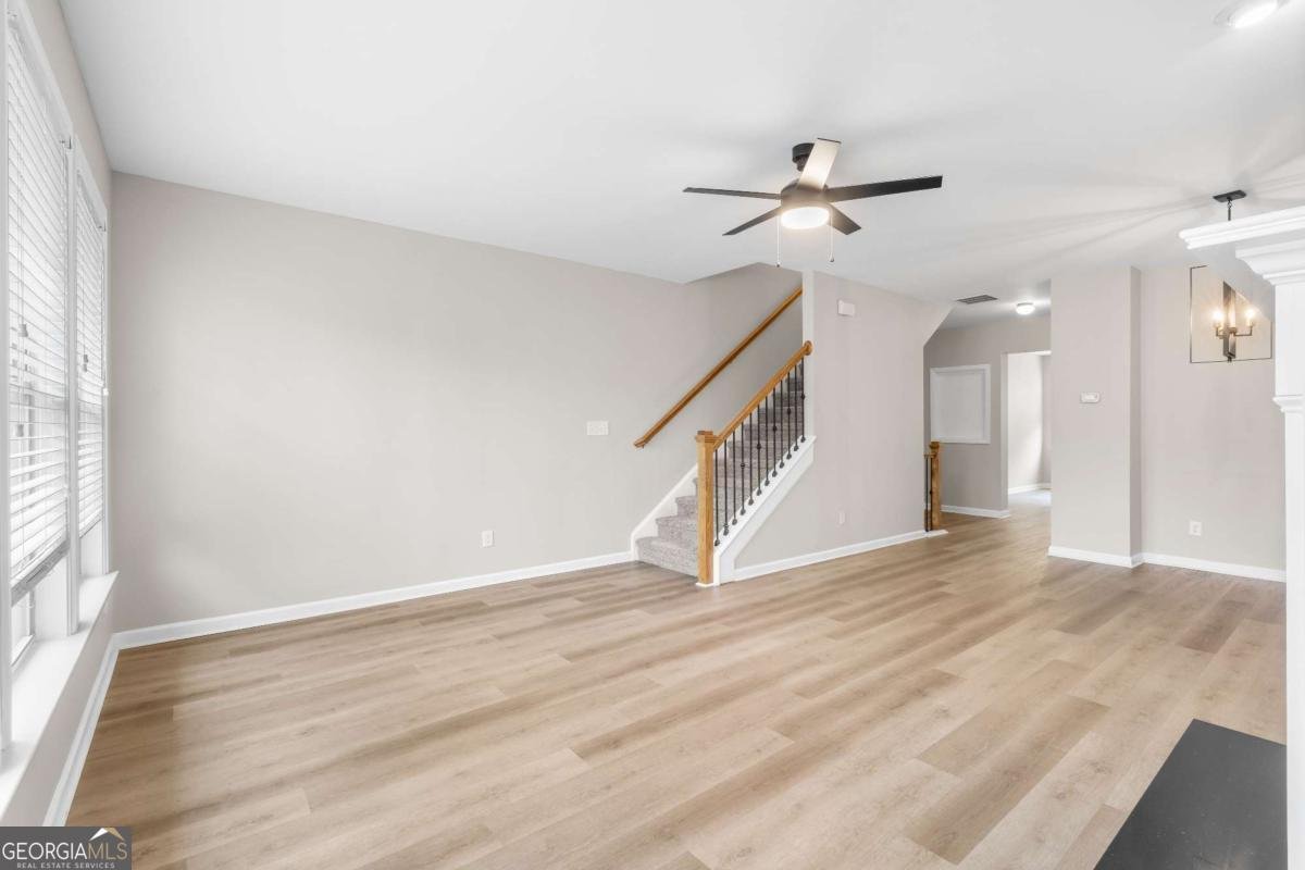 792 Village Field Court Suwanee - Photo 12