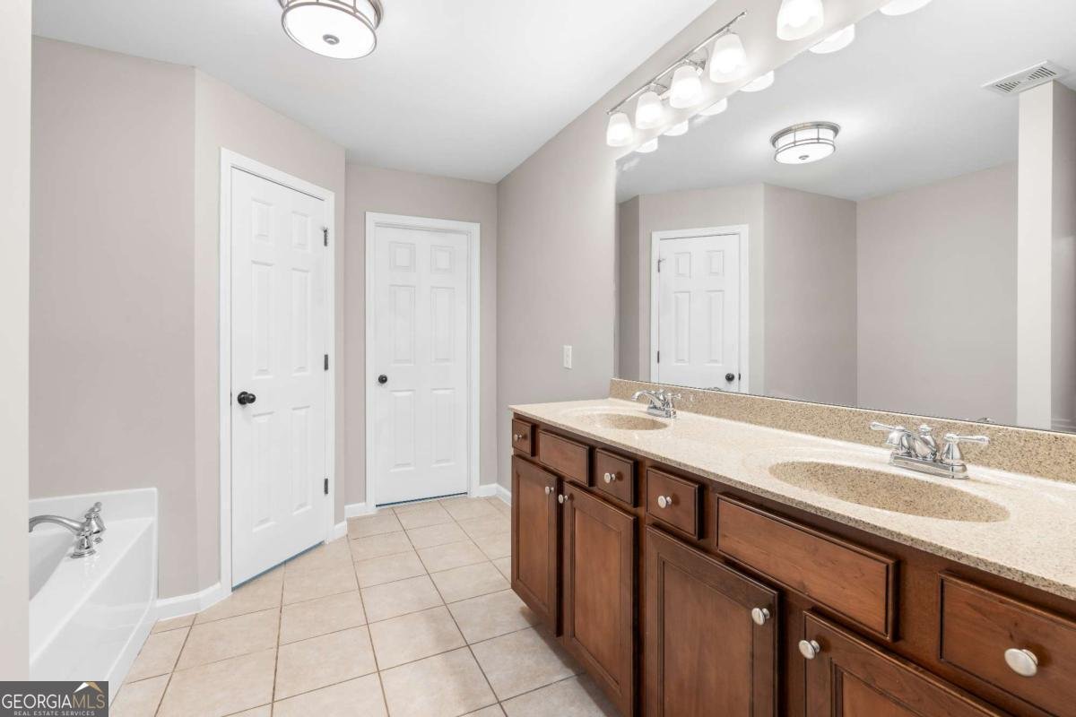 792 Village Field Court Suwanee - Photo 27