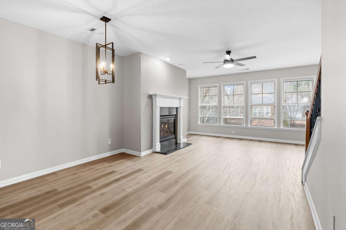 792 Village Field Court Suwanee - Photo 8