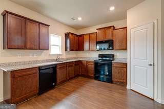 410 Winter Pendergrass - Photo 8