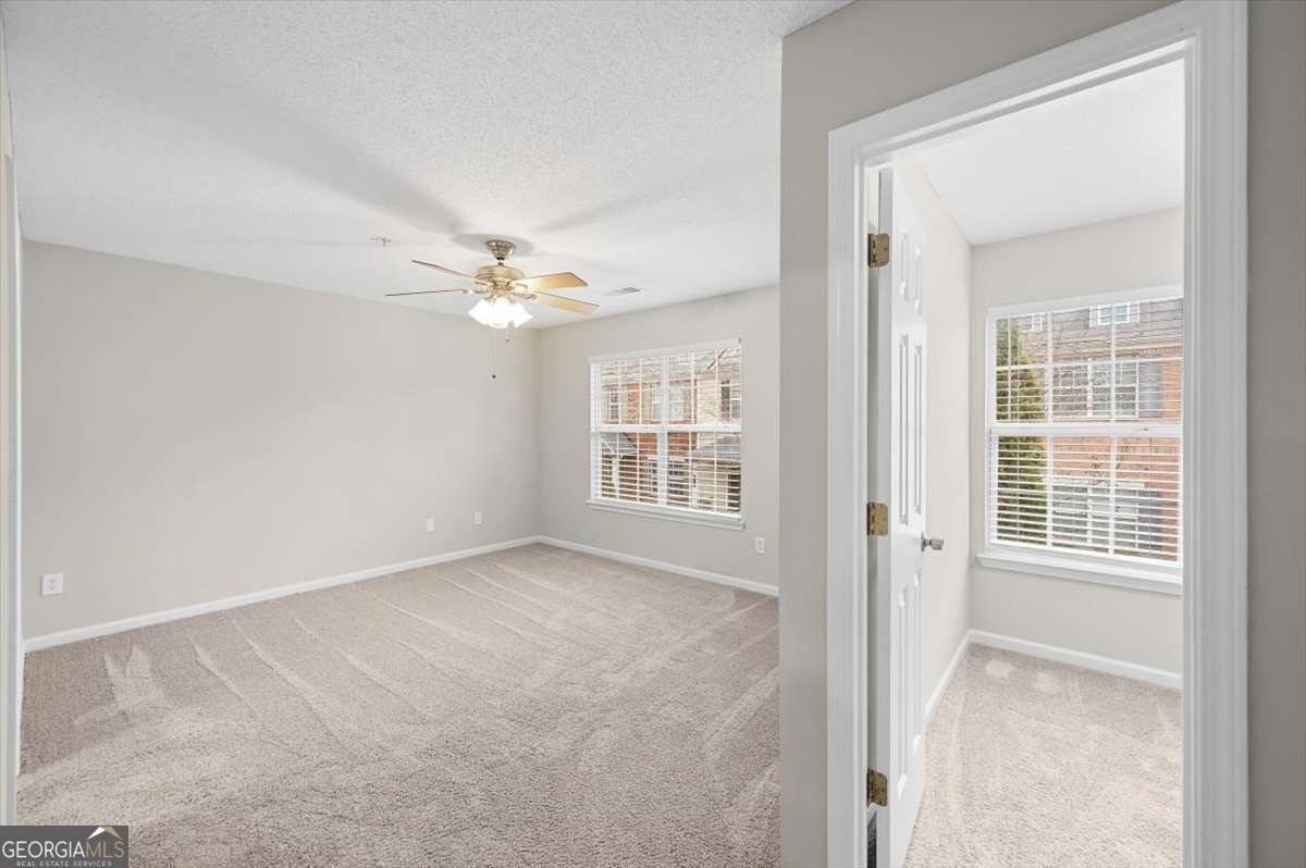 1202 Charleston Court Woodstock - Photo 33