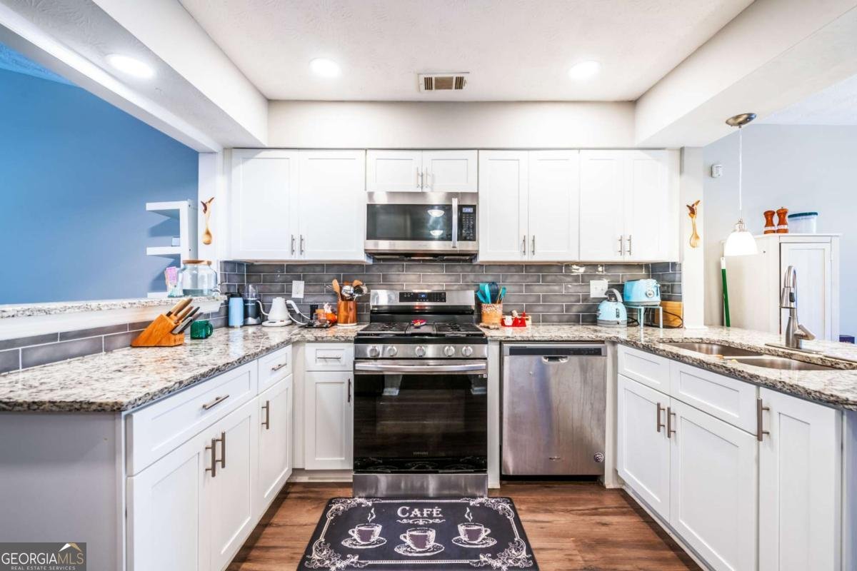 1509 Burnstone Drive Stone Mountain - Photo 10