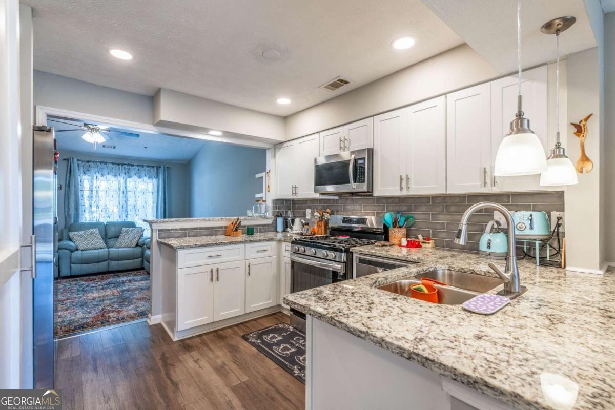 1509 Burnstone Drive Stone Mountain - Photo 12