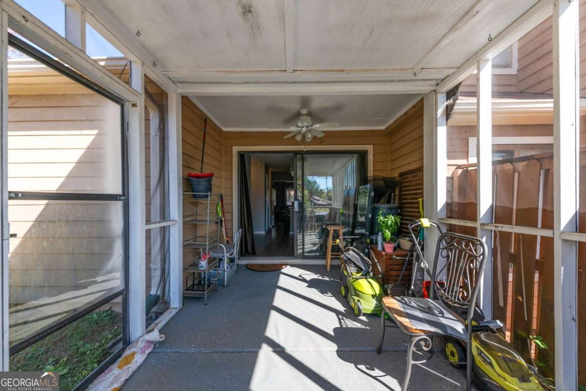 1509 Burnstone Drive Stone Mountain - Photo 32