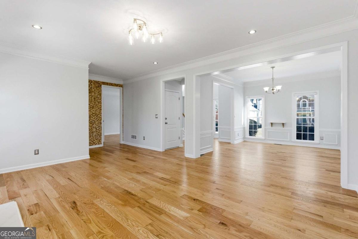 4960 Agate Drive Alpharetta - Photo 11