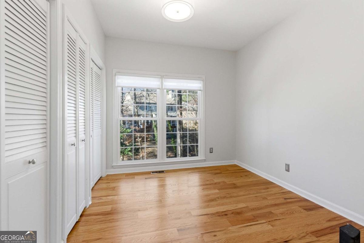 4960 Agate Drive Alpharetta - Photo 16