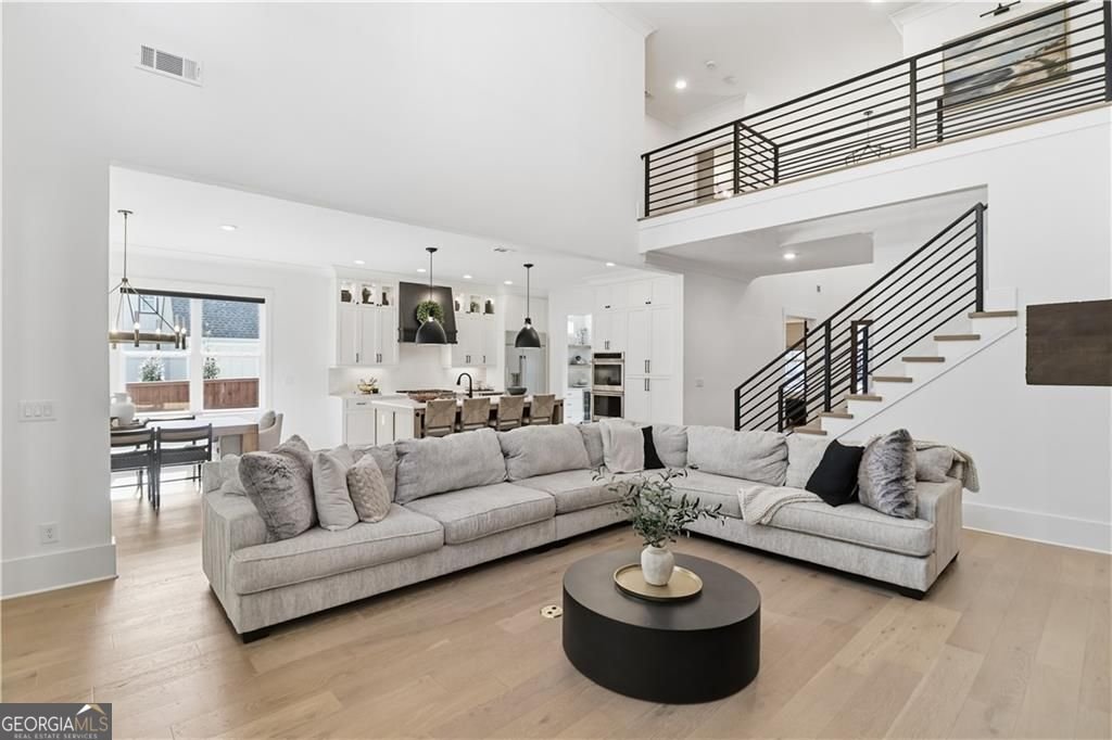 124 Chateau Place Woodstock - Photo 6