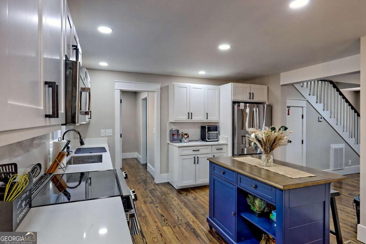 456 Barnyard Lane Clayton - Photo 18