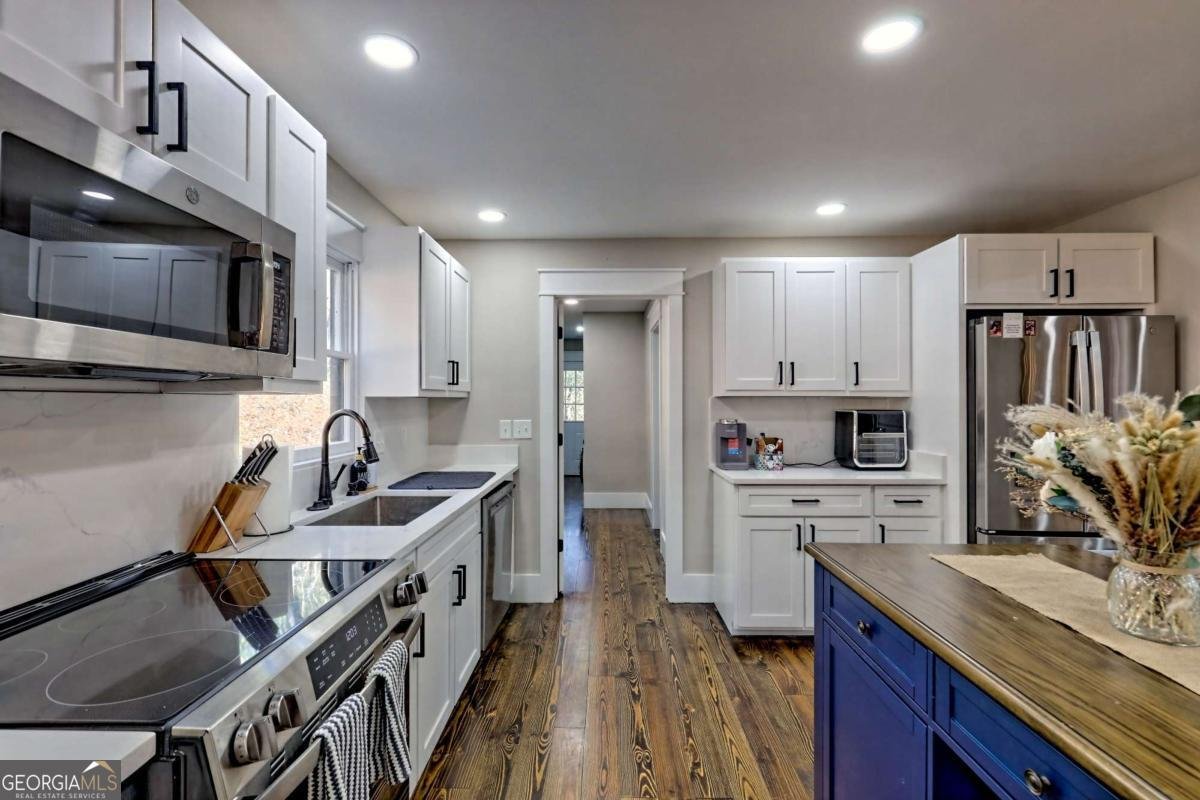 456 Barnyard Lane Clayton - Photo 19