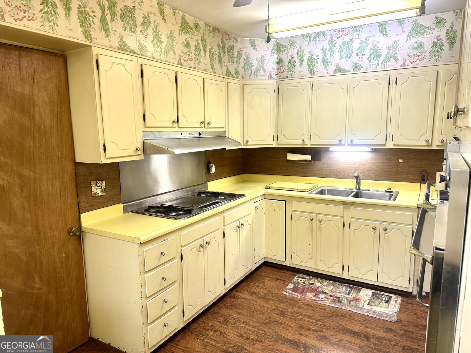 550 Hill St Griffin - Photo 16