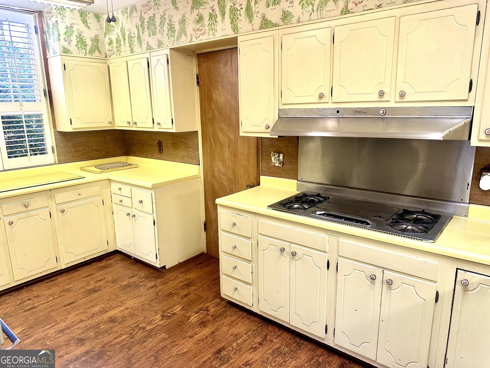 550 Hill St Griffin - Photo 17