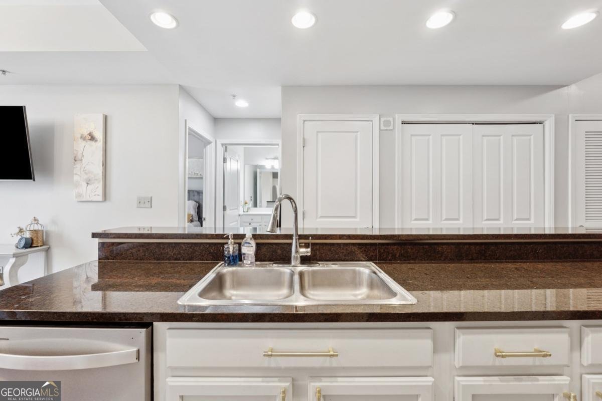 3040 Peachtree Road Atlanta - Photo 16