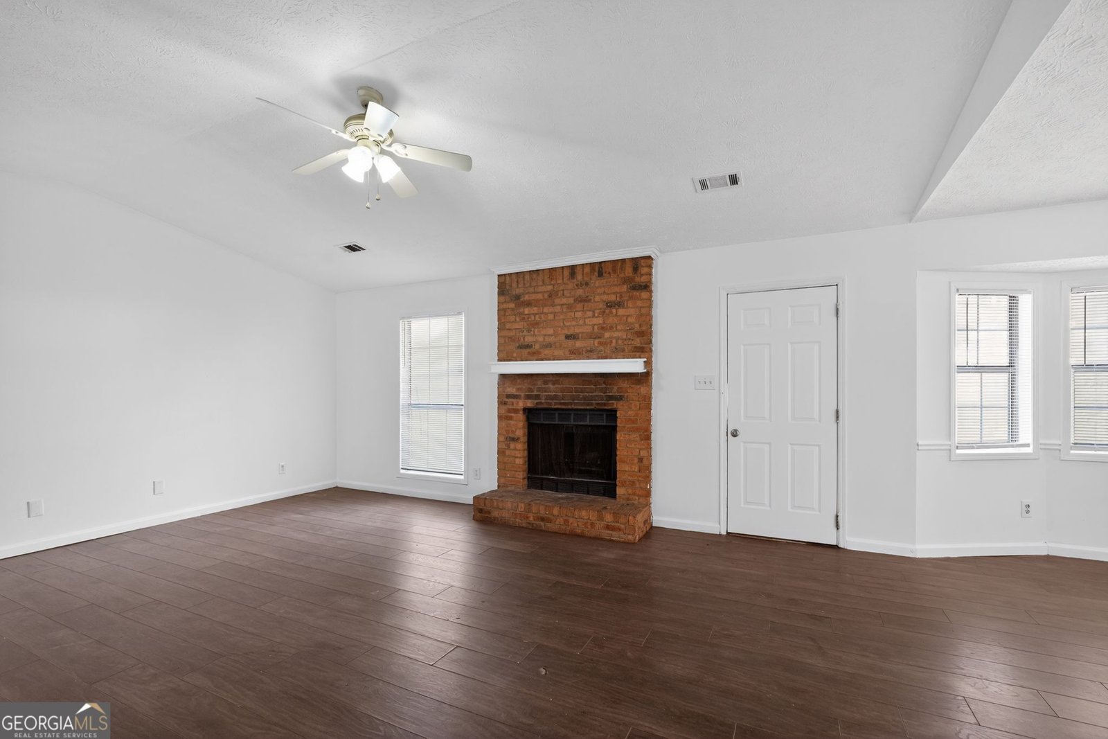 6388 Eastbriar Drive Lithonia - Photo 11