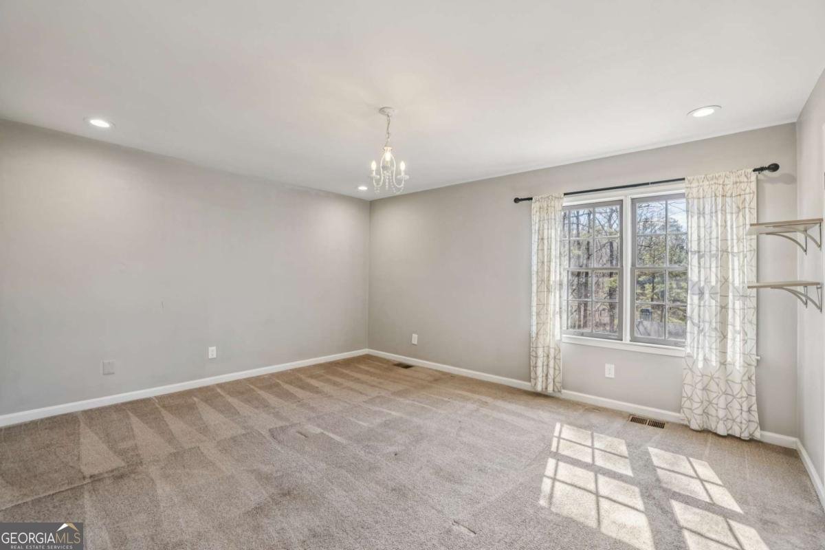 504 Tara Court Woodstock - Photo 14