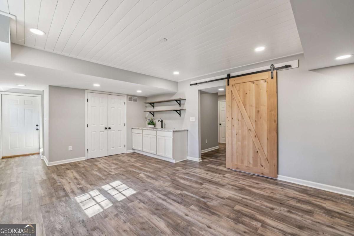 504 Tara Court Woodstock - Photo 28