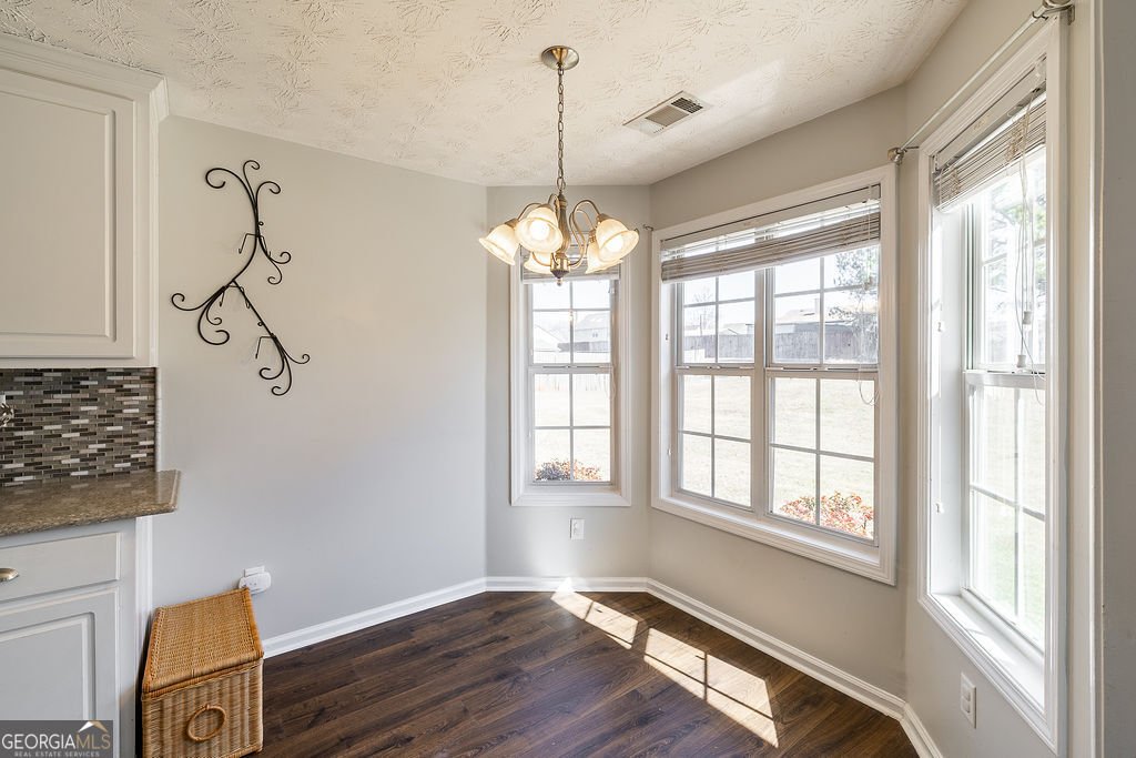 200 Queensland Lane Covington - Photo 9