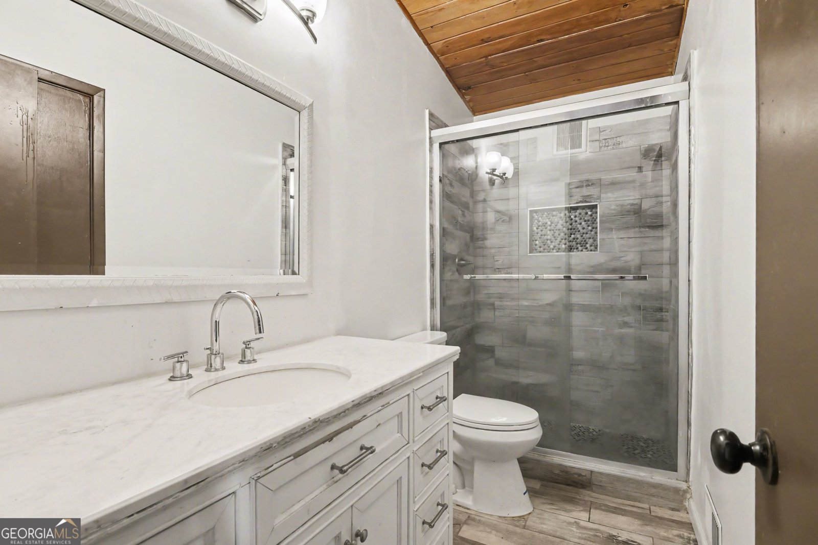 3210 Valley Bluff Drive Atlanta - Photo 15