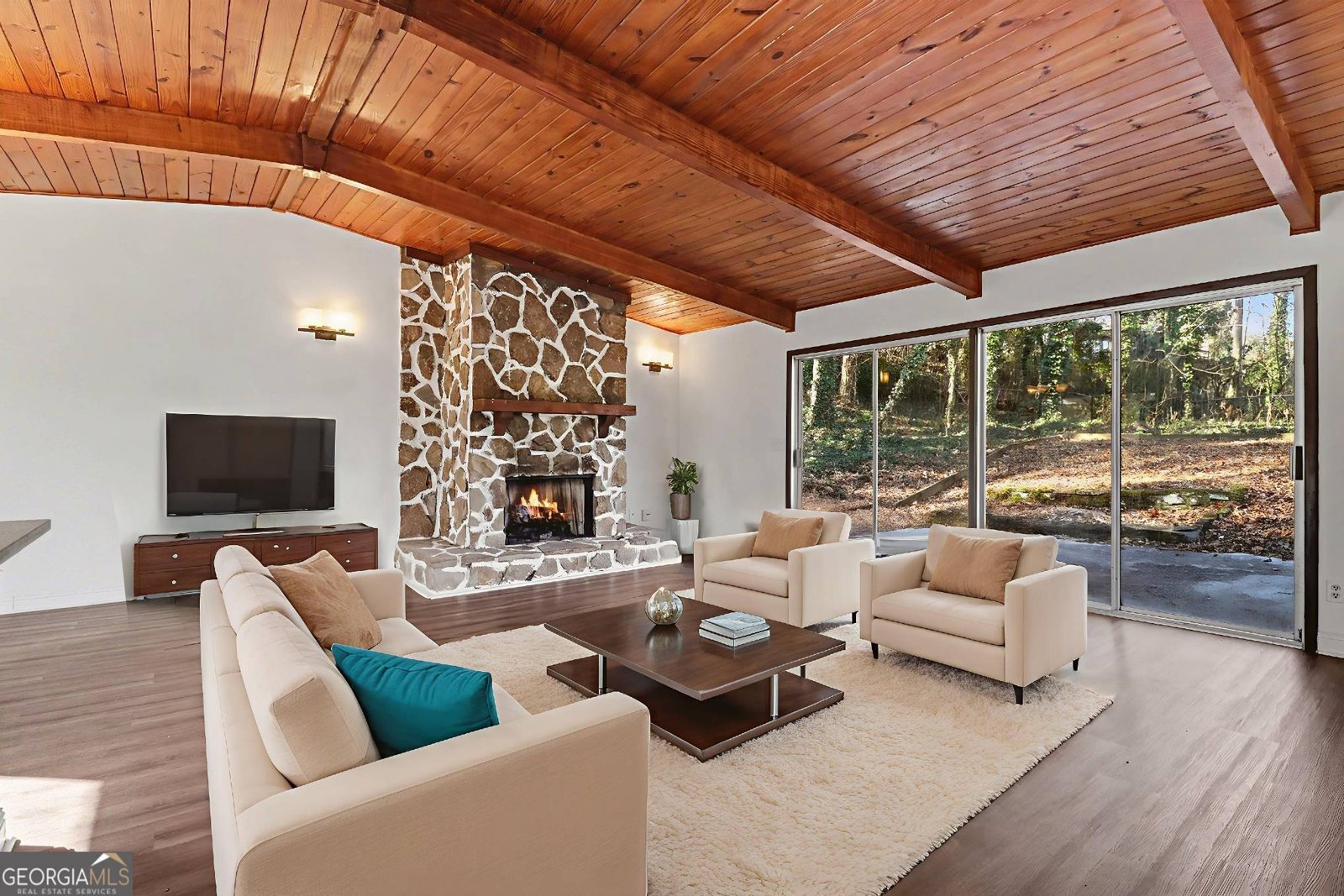 3210 Valley Bluff Drive Atlanta - Photo 6