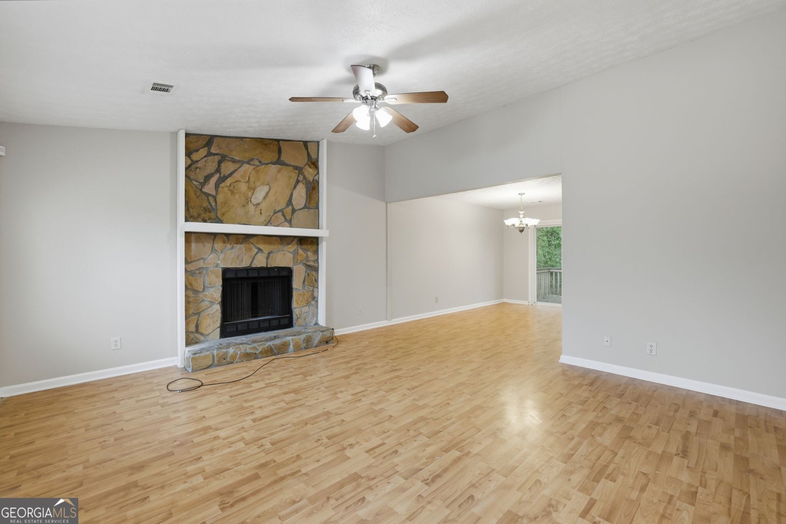 5447 Pepperwood Court Stone Mountain - Photo 11
