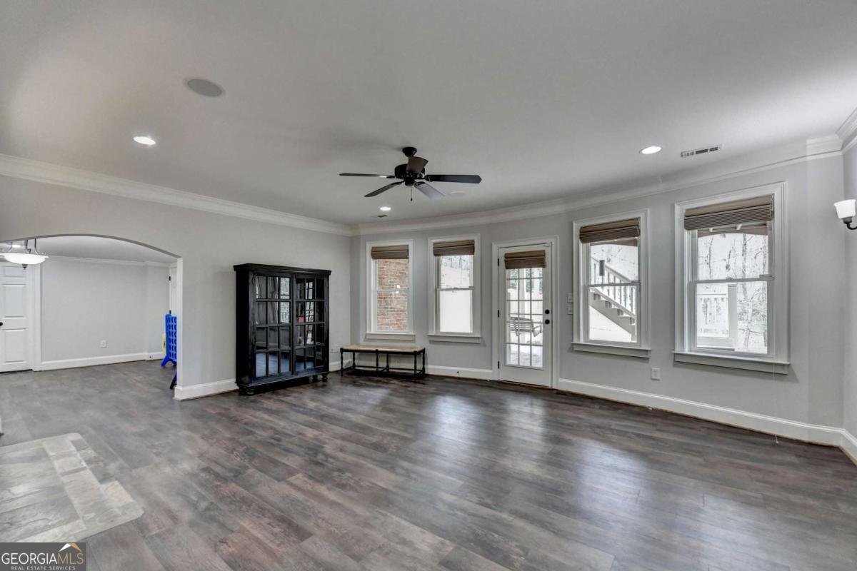 8055 Brixton Place Suwanee - Photo 43