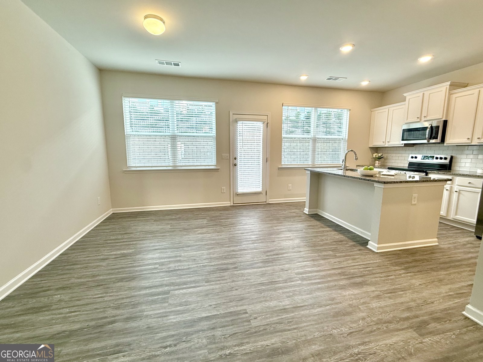 276 Whitetail Circle Canton - Photo 18