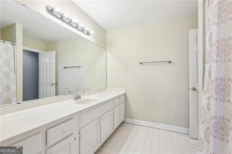 2660 Peregrine Court Suwanee - Photo 38