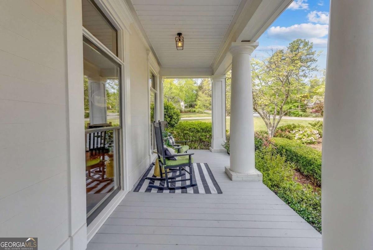 6396 Loch Arbor Drive Flowery Branch - Photo 10