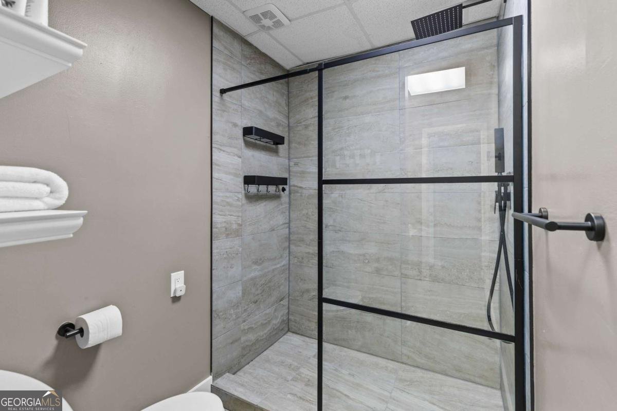 6396 Loch Arbor Drive Flowery Branch - Photo 35