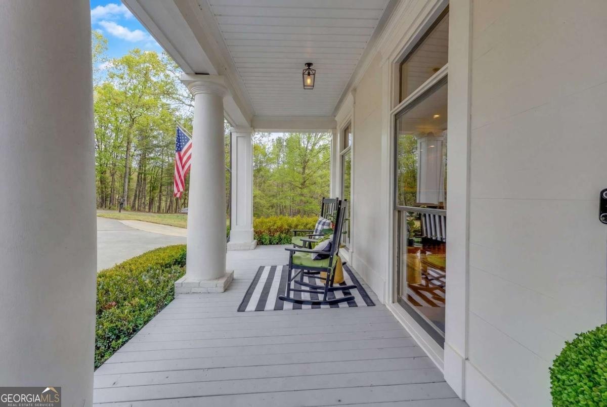 6396 Loch Arbor Drive Flowery Branch - Photo 9