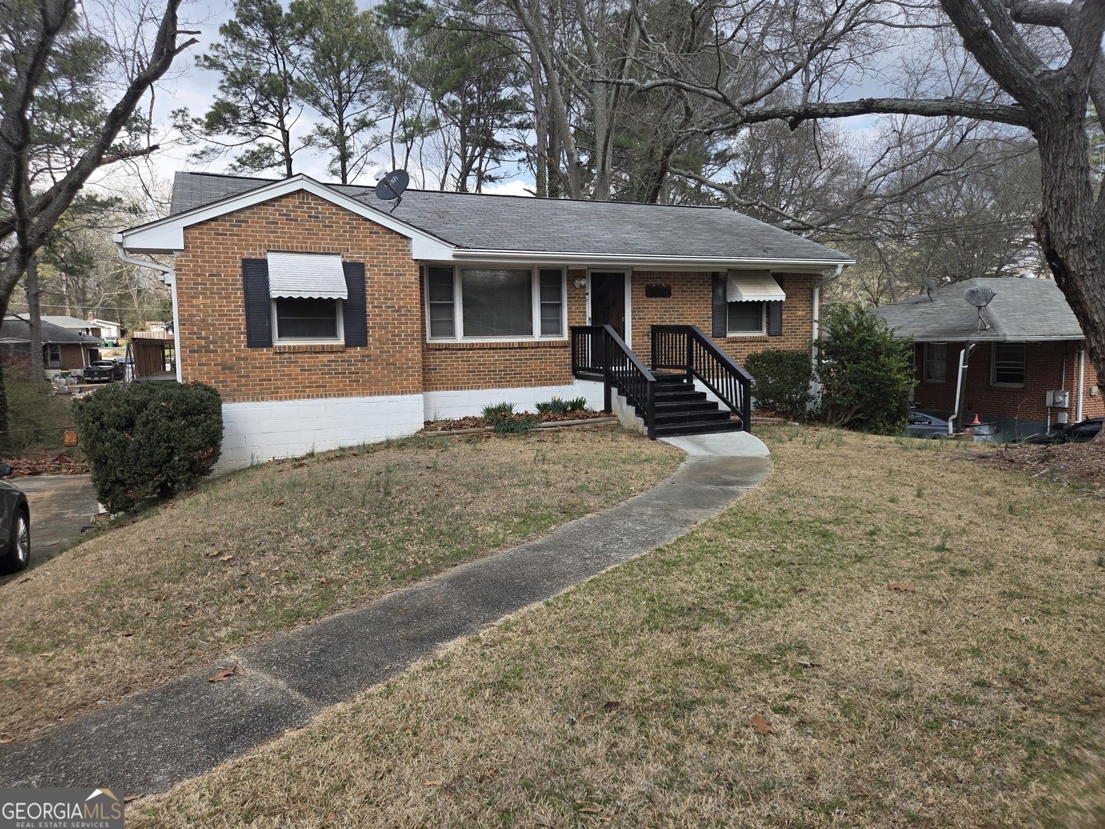 1100 Parkwood Drive Forest Park - Photo 1