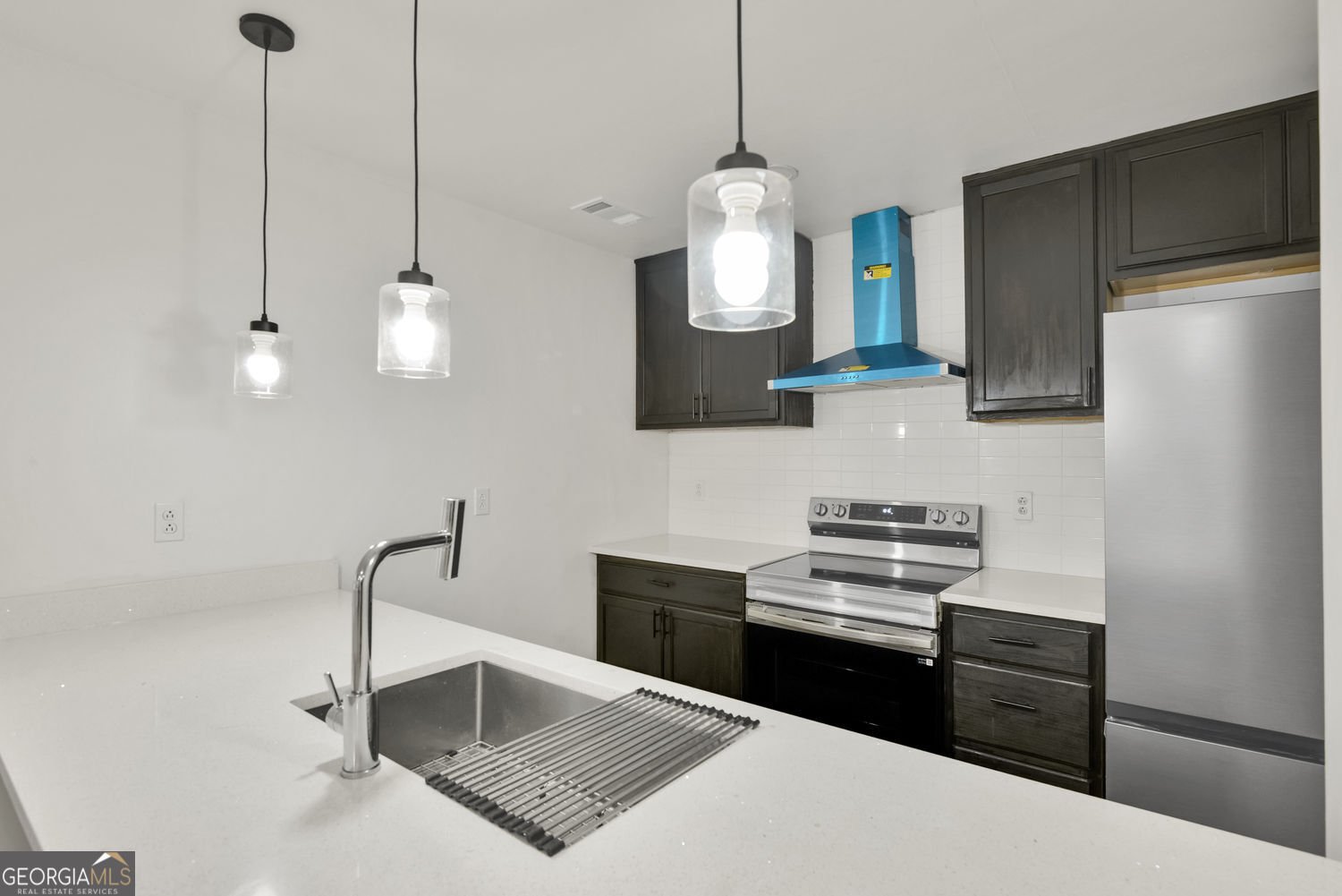 8051 Woodlake Drive Riverdale - Photo 6