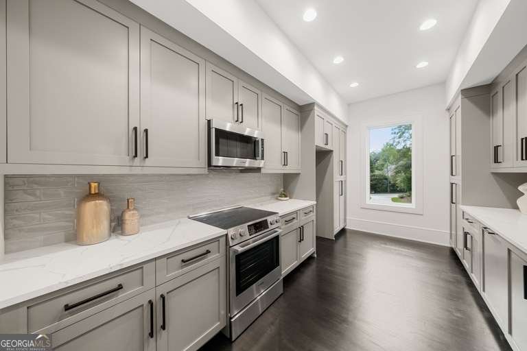 5211 Powers Ferry Road Sandy Springs - Photo 12