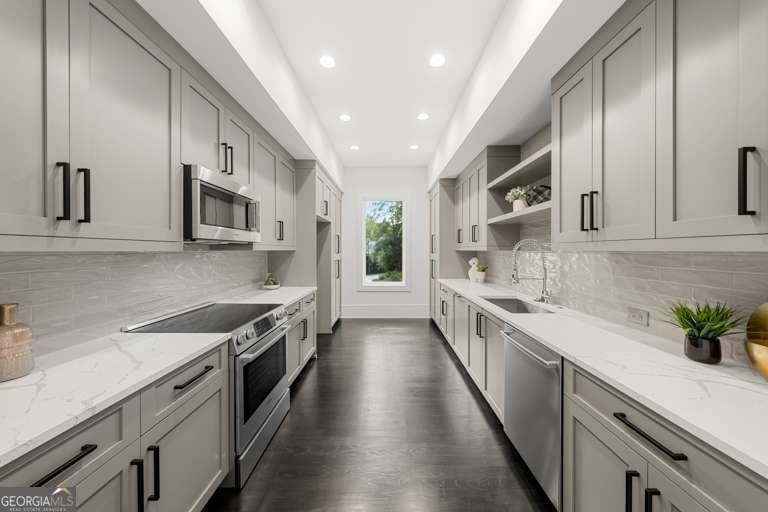 5211 Powers Ferry Road Sandy Springs - Photo 9