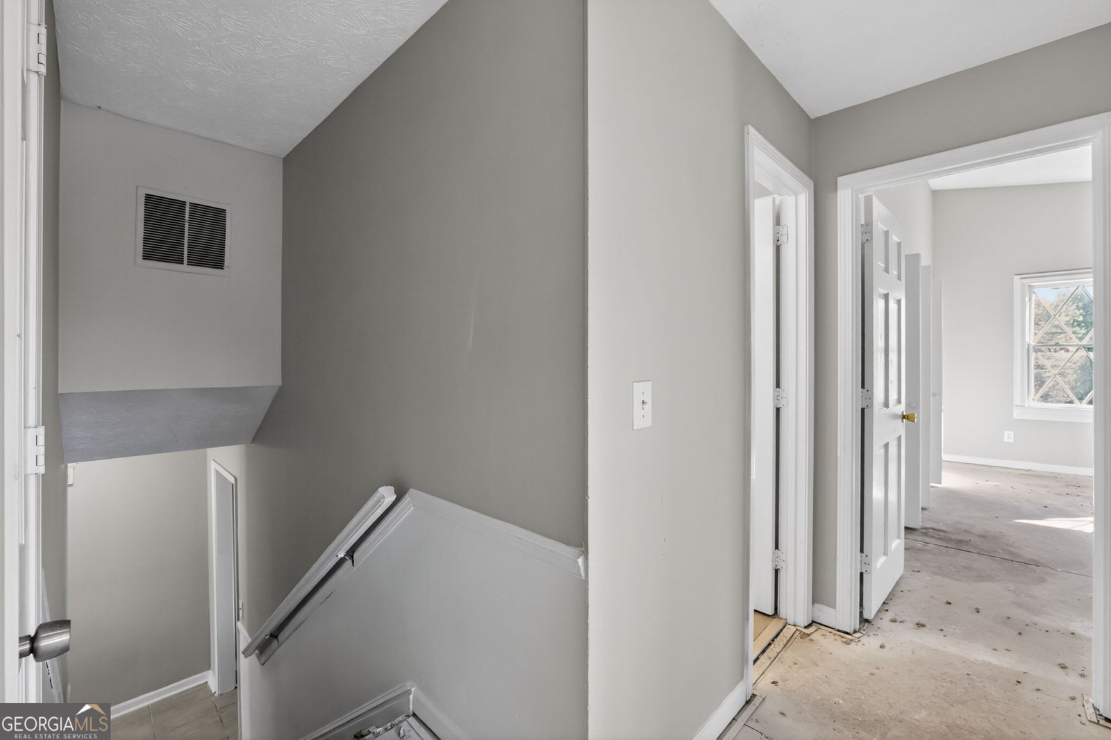 551 Hickory Hills Court Stone Mountain - Photo 32