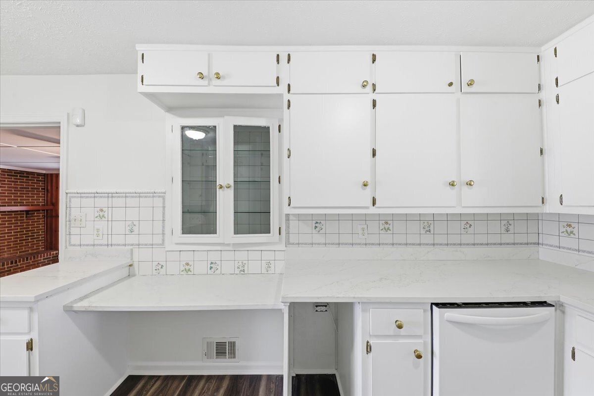 124 Larose Circle Marietta - Photo 13