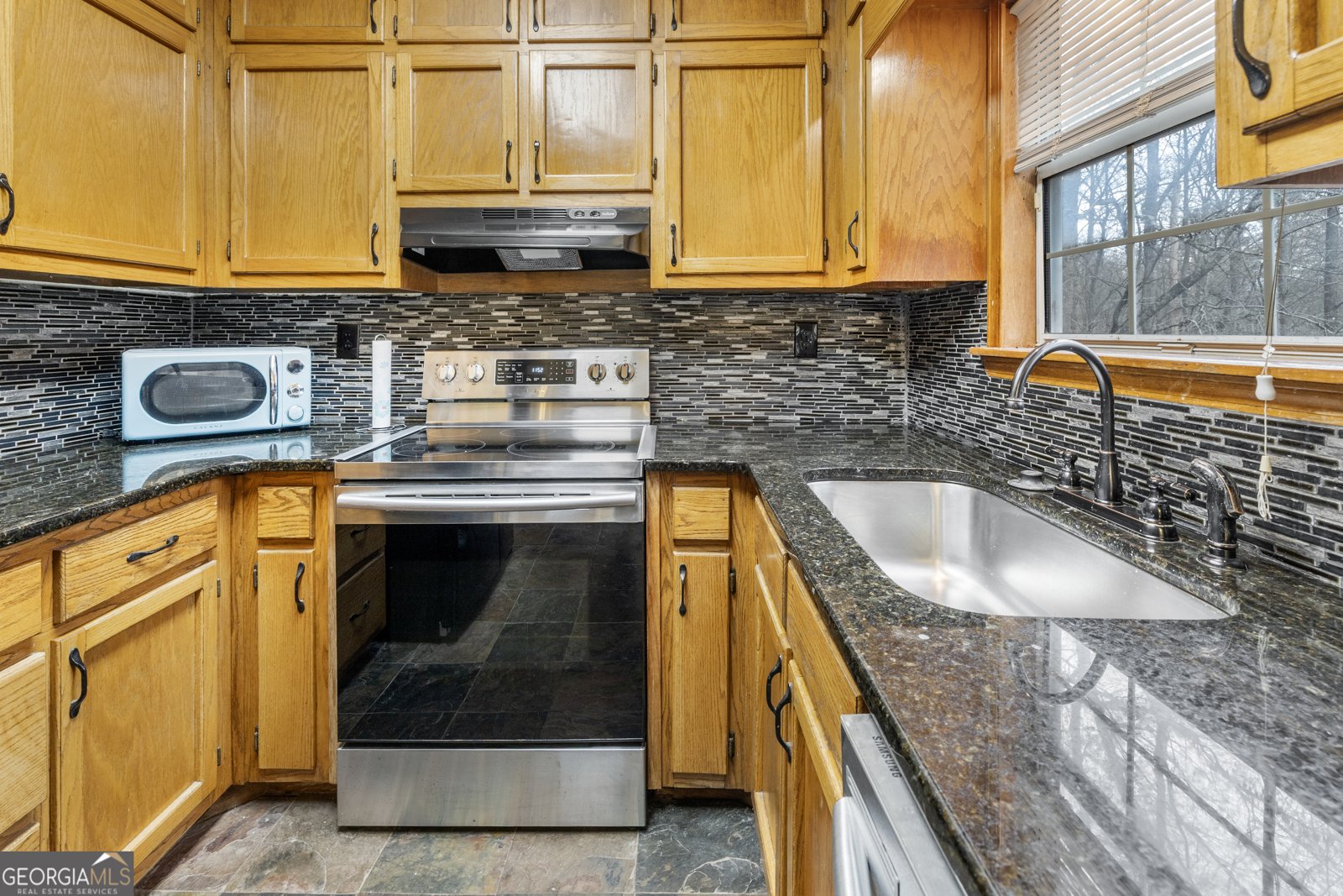 132 Bleeker Street Lawrenceville - Photo 11