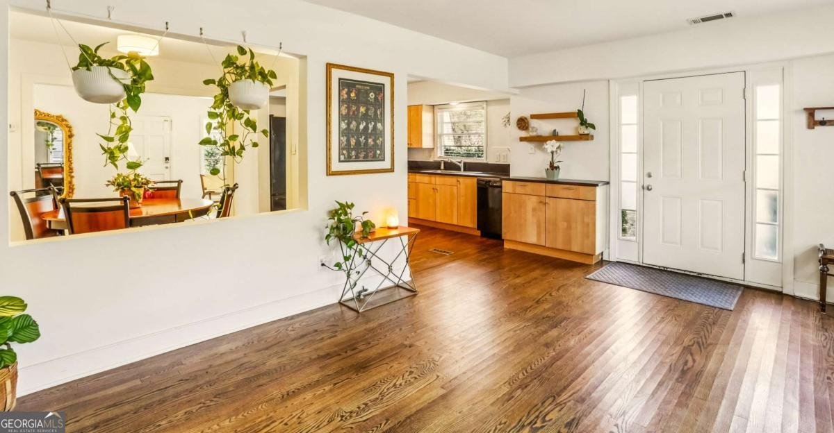 1044 N. Carter Road Decatur - Photo 7