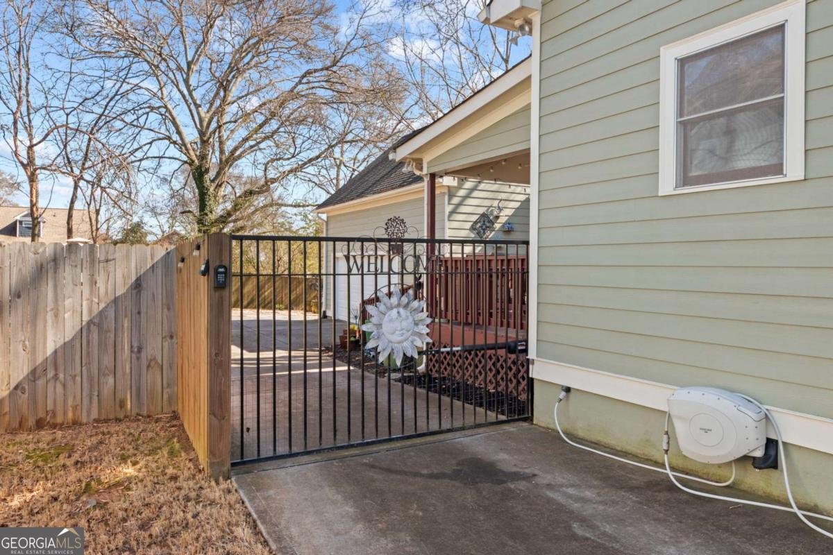 3410 Lee Street East Point - Photo 9