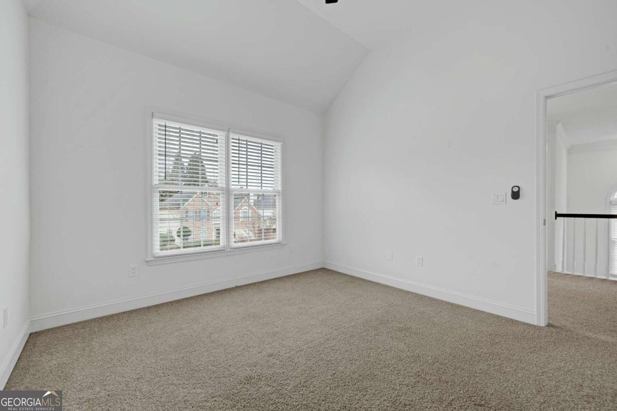 9035 Sandorn Drive Roswell - Photo 19