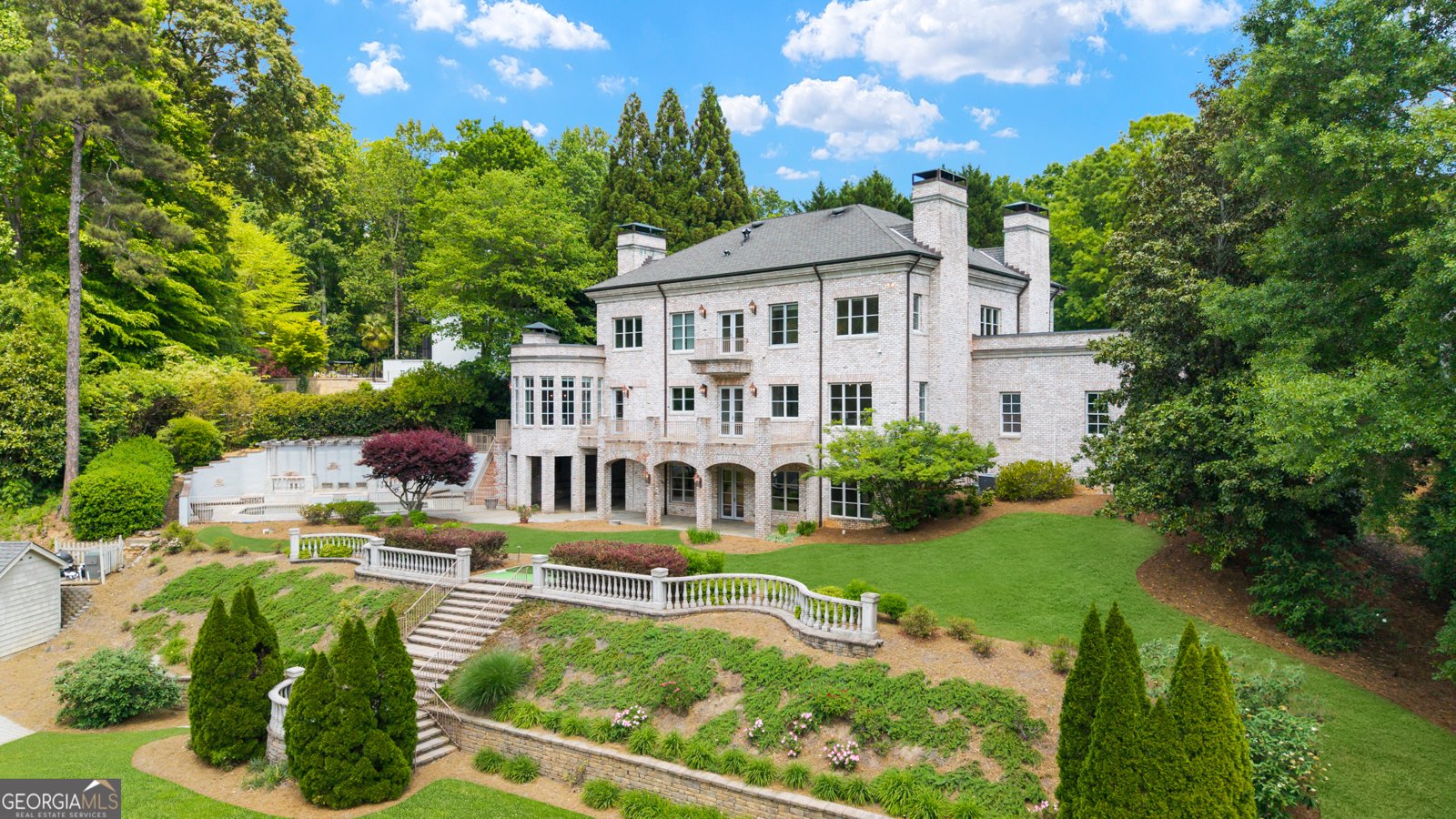 745 Brookwoods Trace Sandy Springs - main photo