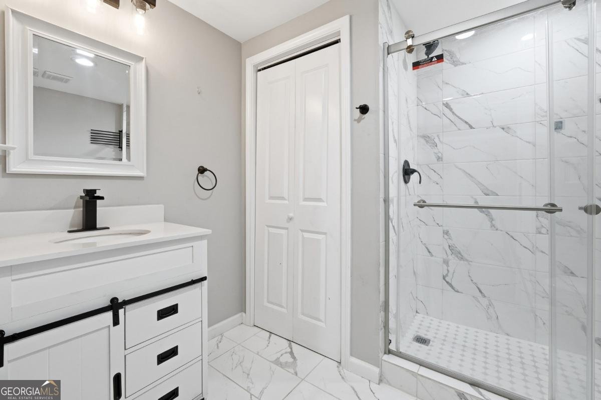 156 Round Pond Drive Lilburn - Photo 41