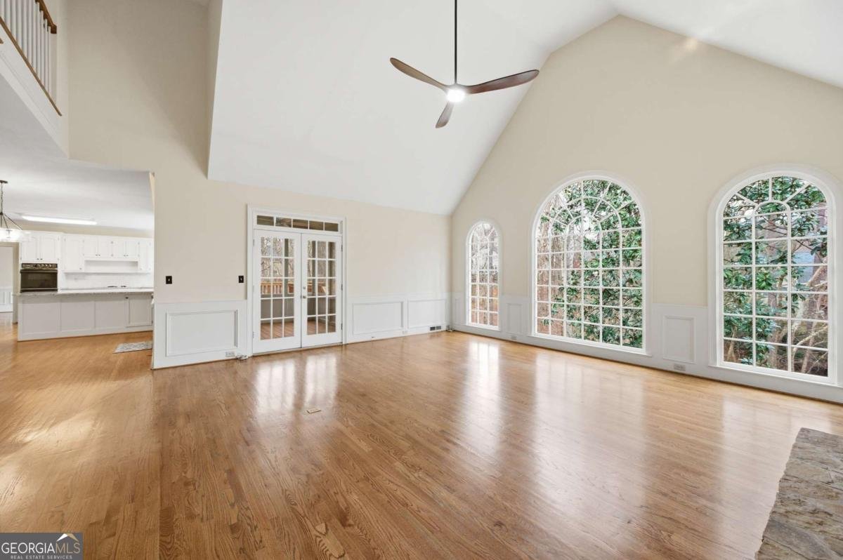 5716 Fairley Hall Court Peachtree Corners - Photo 10